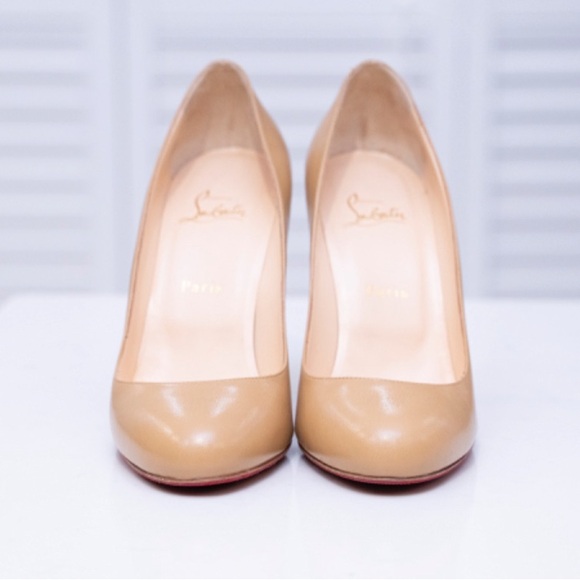 CHRISTIAN LOUBOUTIN beige round toe - Picture 2 of 5